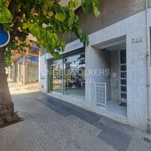 Commerce de détail dans Vallirana, Barcelona à louer Photo intérieure- Image 1 de 9