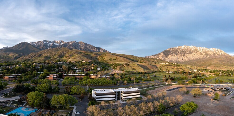 701-799 E Timpanogos Pky, Orem, UT à louer - Photo du bâtiment - Image 2 de 31