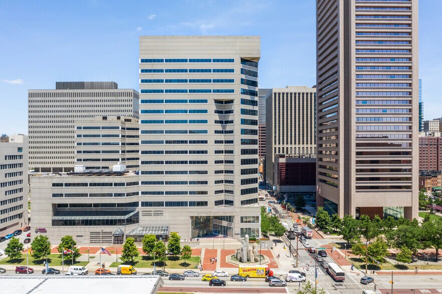 100 S Charles St, Baltimore, MD à louer - Photo principale - Image 1 de 32