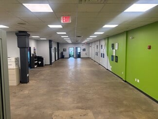 More details for 360 Highland Rd E, Macedonia, OH - Office for Lease