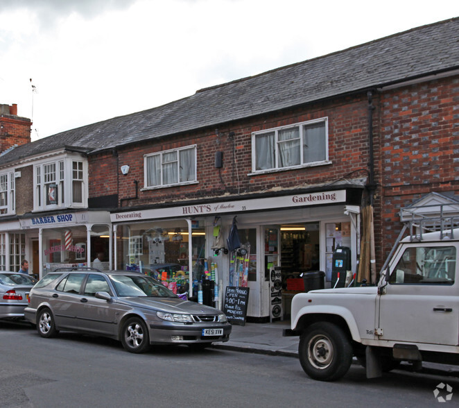 35 Station Rd, Marlow for sale - Primary Photo - Image 1 of 1