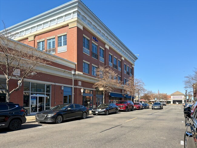 More details for 4410 E Claiborne Sq, Hampton, VA - Coworking for Lease