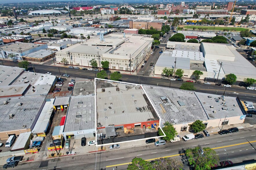 3700 S Broadway Pl, Los Angeles, CA à vendre - Photo du bâtiment - Image 1 de 1