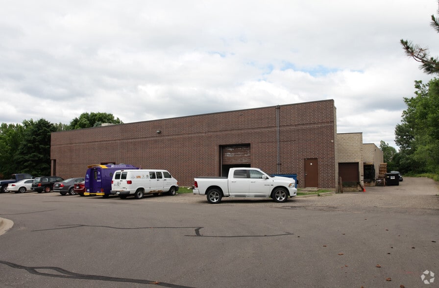 4300 Park Glen Rd, Saint Louis Park, MN for lease - Building Photo - Image 2 of 2