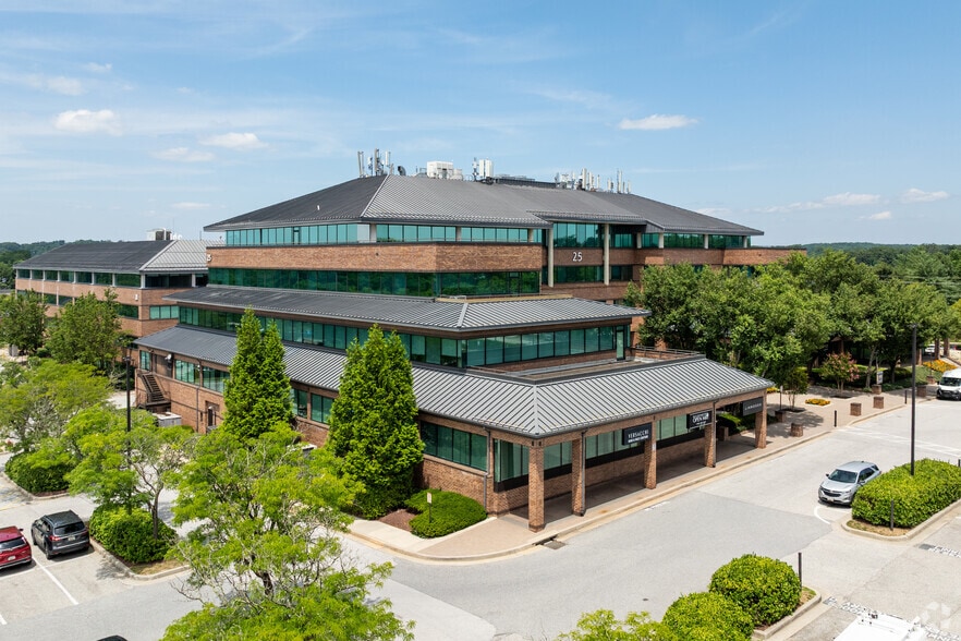 10 Crossroads Dr, Owings Mills, MD for lease - Building Photo - Image 2 of 5