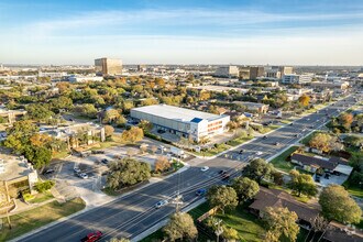 7340 Blanco Rd, San Antonio, TX - AERIAL  map view