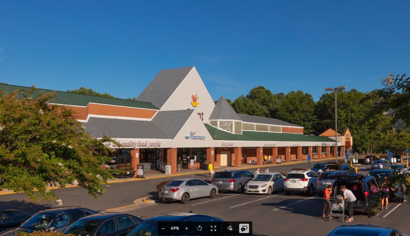 6001-6045 Burke Centre Pky, Burke, VA à louer Photo principale- Image 1 de 2