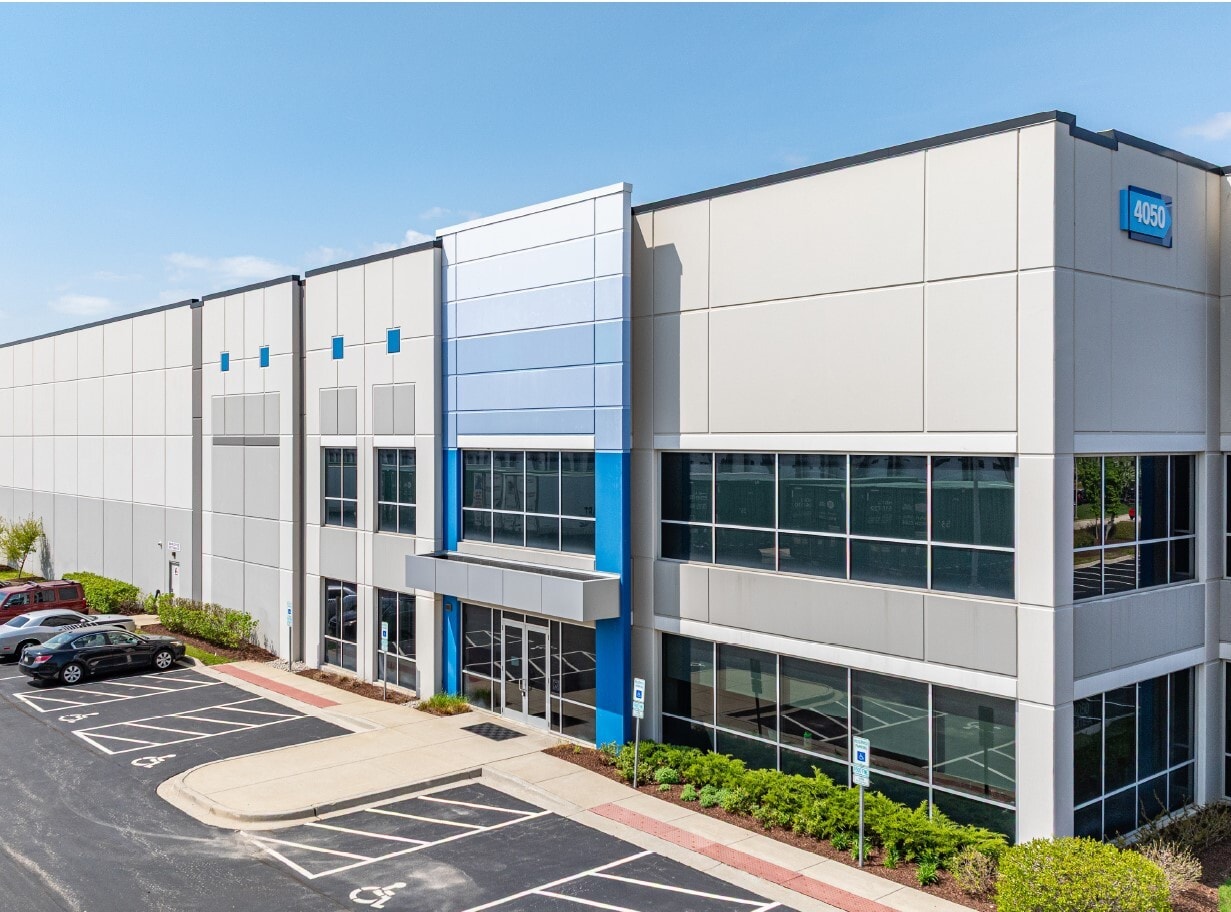 4050 Rock Creek Blvd, Joliet, IL for lease Building Photo- Image 1 of 3