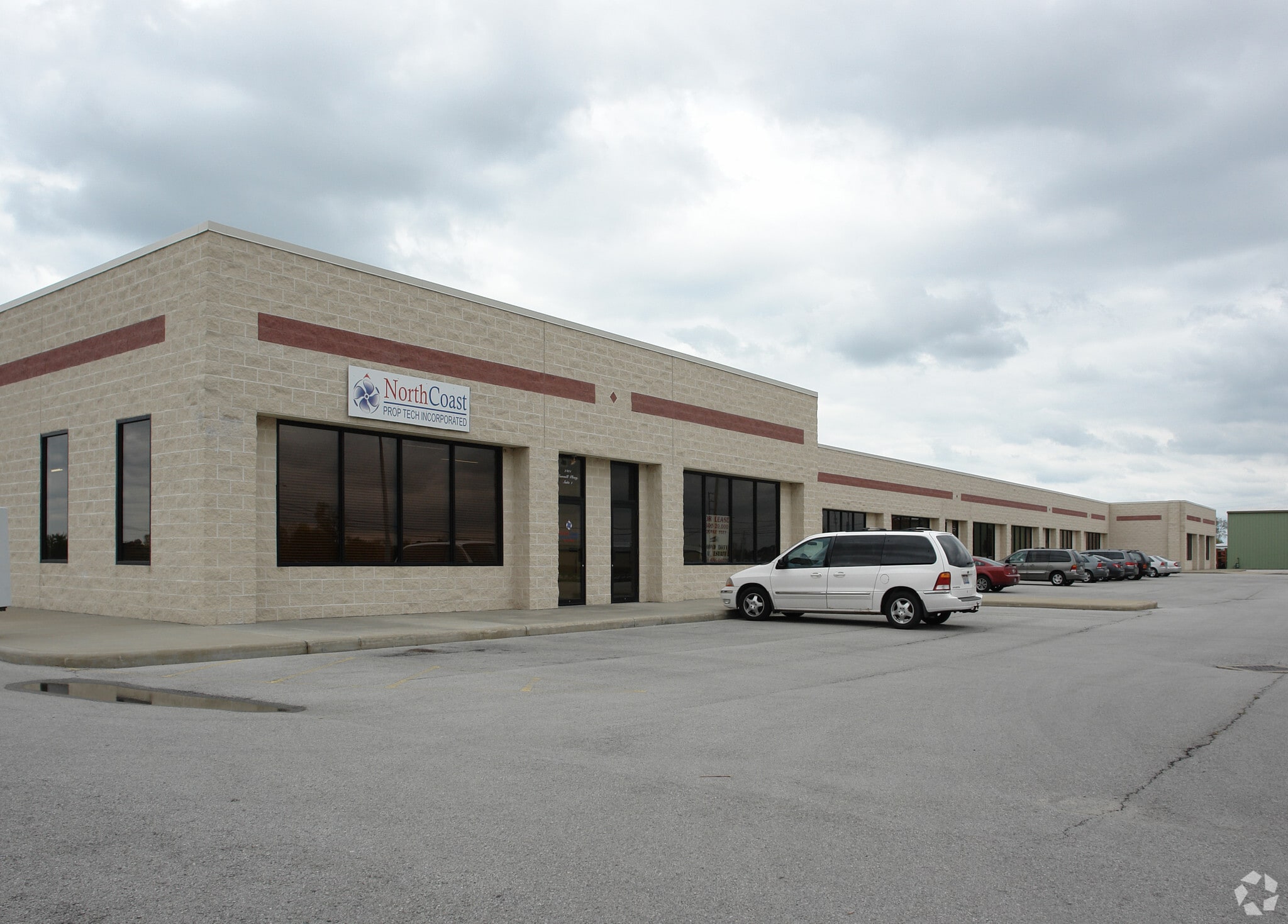 2401 Sawmill Pky, Huron, OH for lease Primary Photo- Image 1 of 17