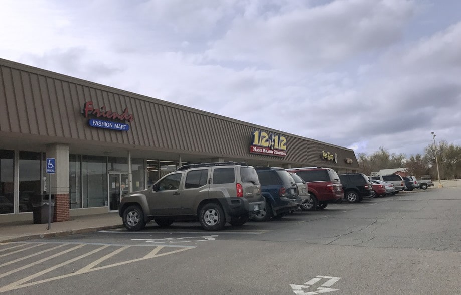 601 N West St, Wichita, KS for sale - Building Photo - Image 3 of 33