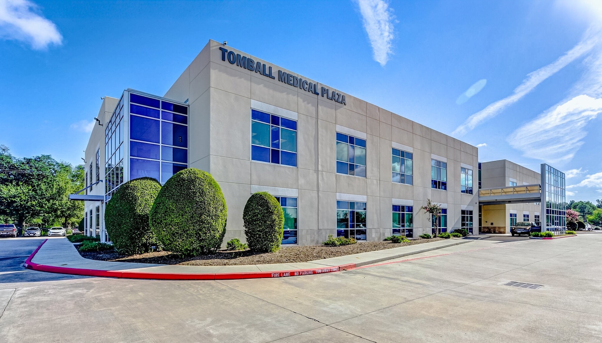506 Graham Dr, Tomball, TX à louer Photo du bâtiment- Image 1 de 13