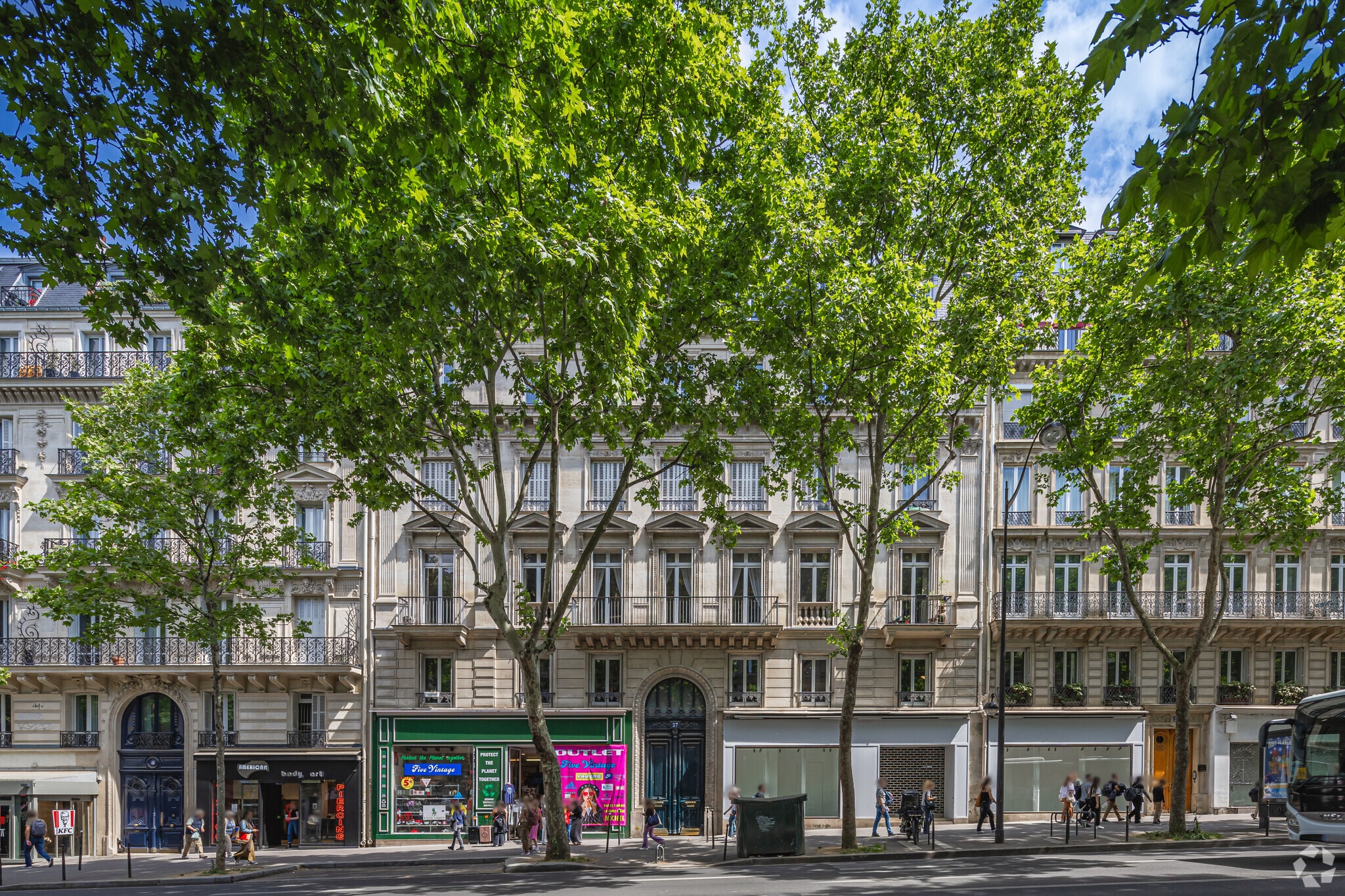 37 Boulevard Saint-Michel, Paris à louer Photo principale- Image 1 de 3