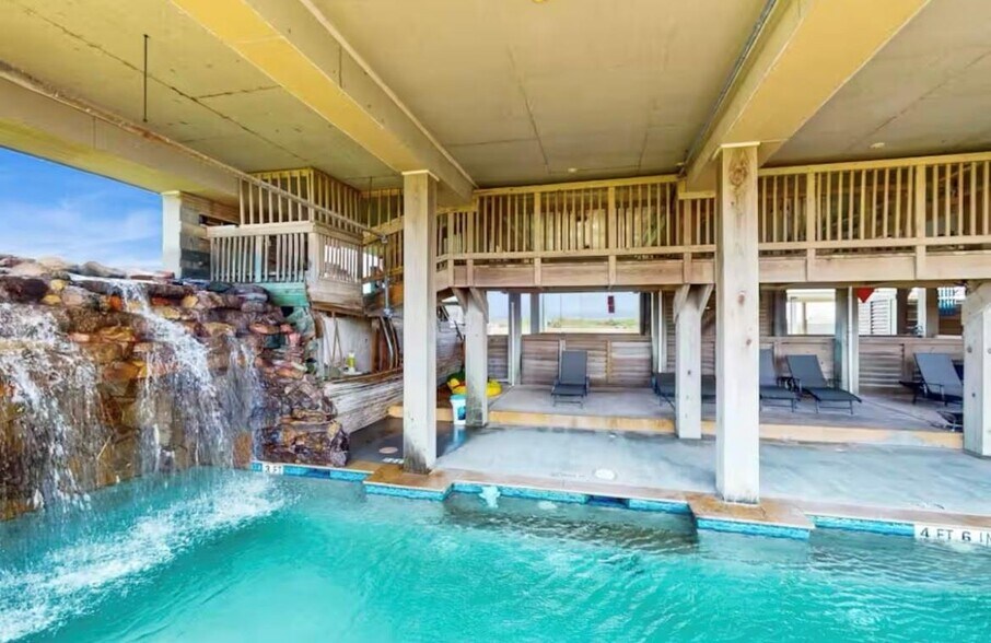 947 Barkley St, Gilchrist, TX à vendre - Photo du bâtiment - Image 3 de 24