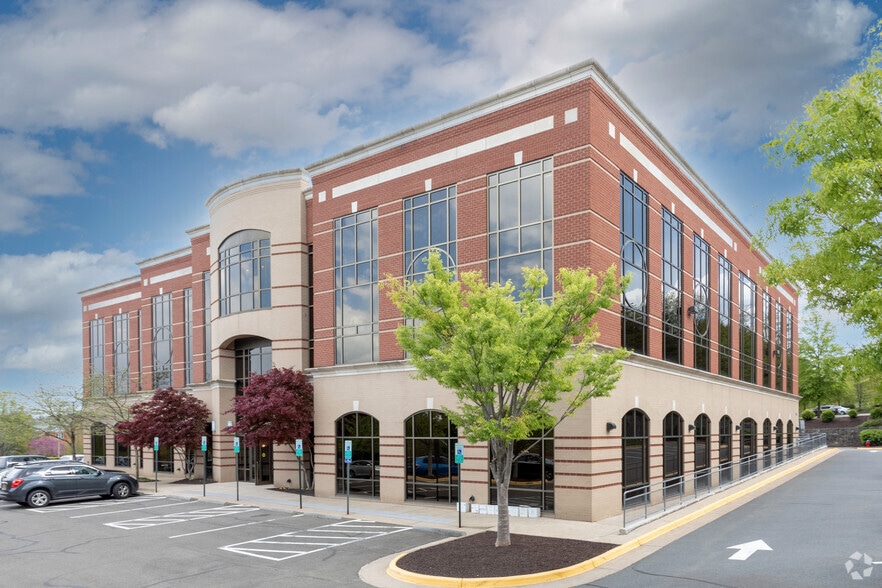 28 Blackwell Park Ln, Warrenton, VA for lease - Building Photo - Image 1 of 11