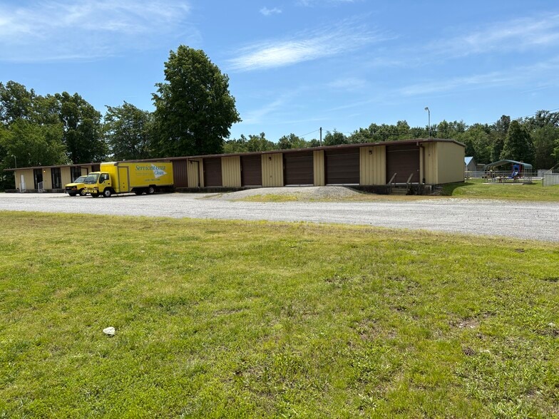 9966 Samuel Rd, Carterville, IL for sale - Building Photo - Image 3 of 19