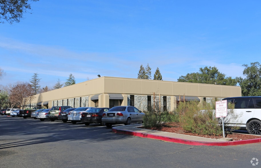 2324 Santa Rita Rd, Pleasanton, CA for lease - Primary Photo - Image 1 of 10