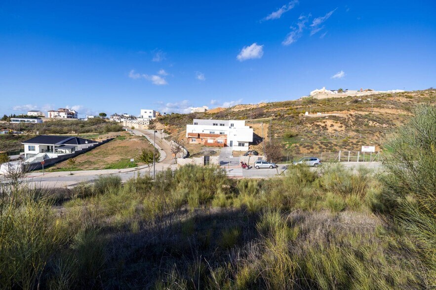 Urbanización del Suelo Urb. P-12, P3, La Zubia, Granada for sale - Building Photo - Image 3 of 12