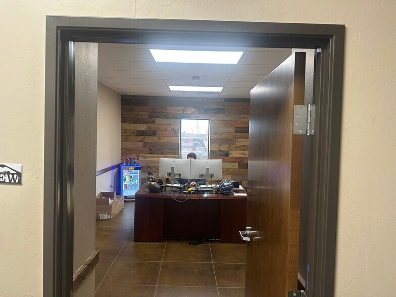 400 SE Stafford St, Lawton, OK à vendre - Photo intérieure - Image 3 de 25