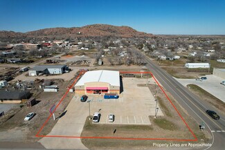 Plus de détails pour 215 E 1st St, Granite, OK - Commerce de détail à vendre