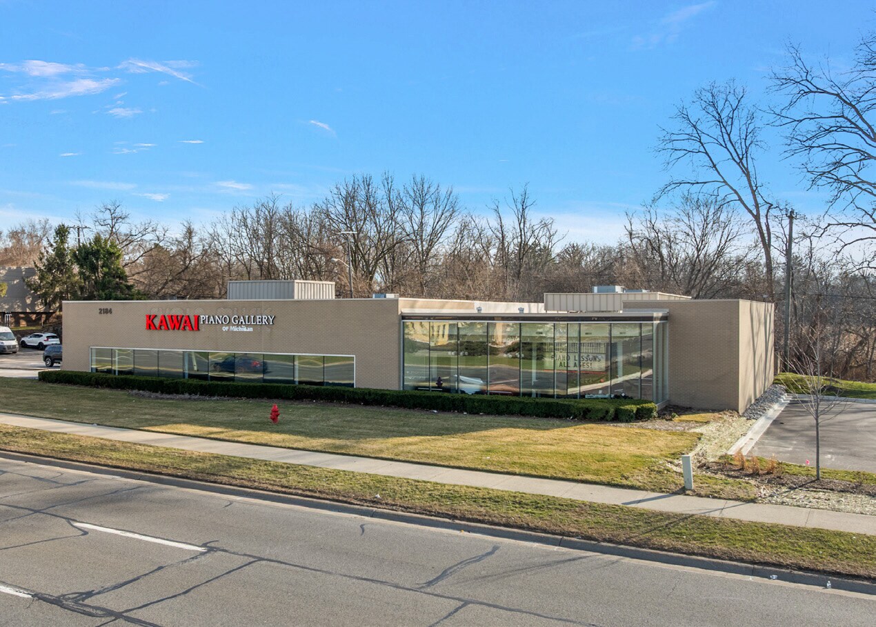 2184 S Telegraph Rd, Bloomfield Hills, MI for lease Primary Photo- Image 1 of 14