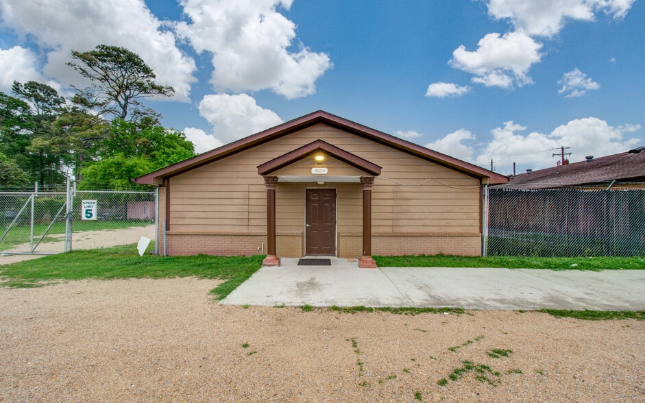 11411 Homestead Rd, Houston, TX for sale - Building Photo - Image 3 of 36