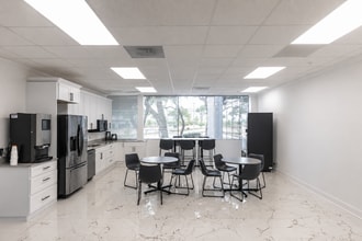4320 N Belt Line Rd, Irving, TX for lease Interior Photo- Image 2 of 4
