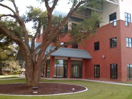 814 W McNeese St, Lake Charles, LA à louer - Photo du bâtiment - Image 2 de 23