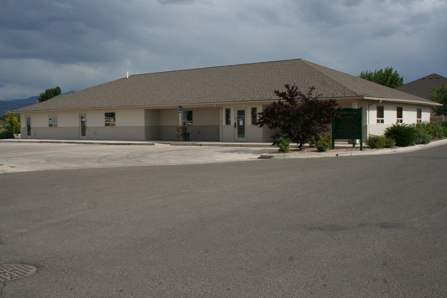 1541 Ogden Rd, Montrose, CO for lease Primary Photo- Image 1 of 55