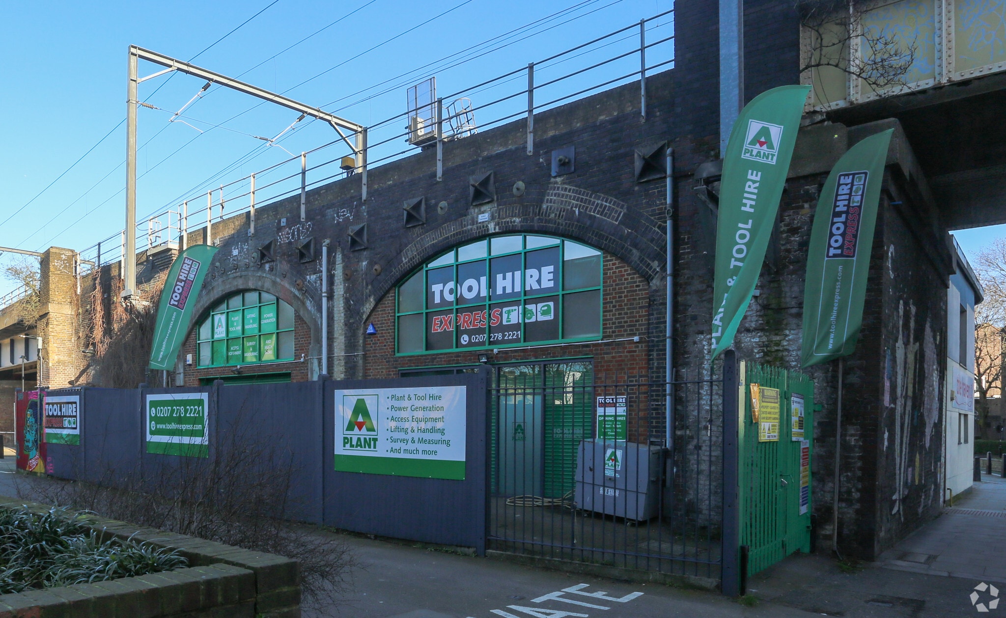 16-17 Castlehaven Rd, London for lease Primary Photo- Image 1 of 3