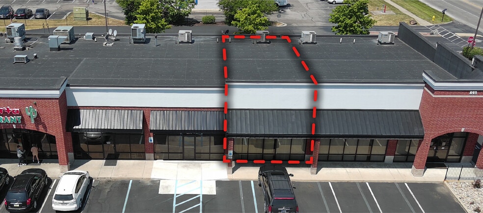 893 E Main St, Greenwood, IN for lease - Building Photo - Image 1 of 9