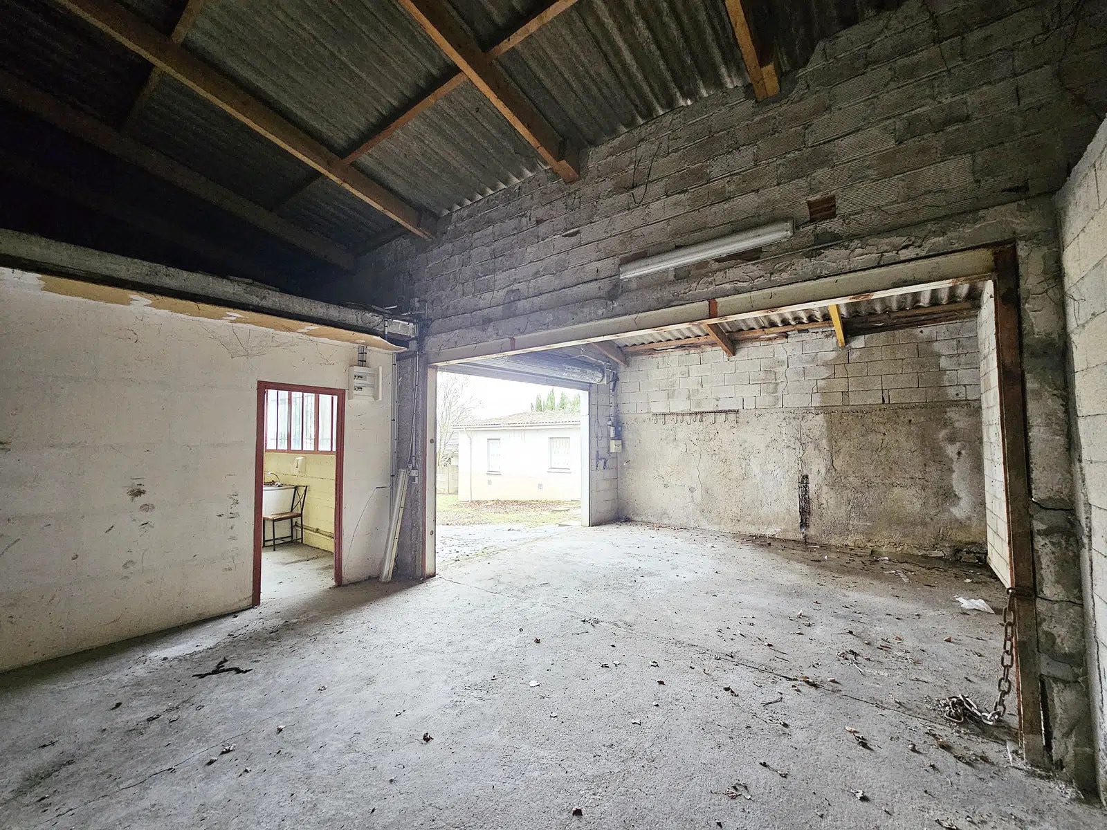 Local d'activités dans Champigny-sur-Marne à vendre Photo intérieure- Image 1 de 10