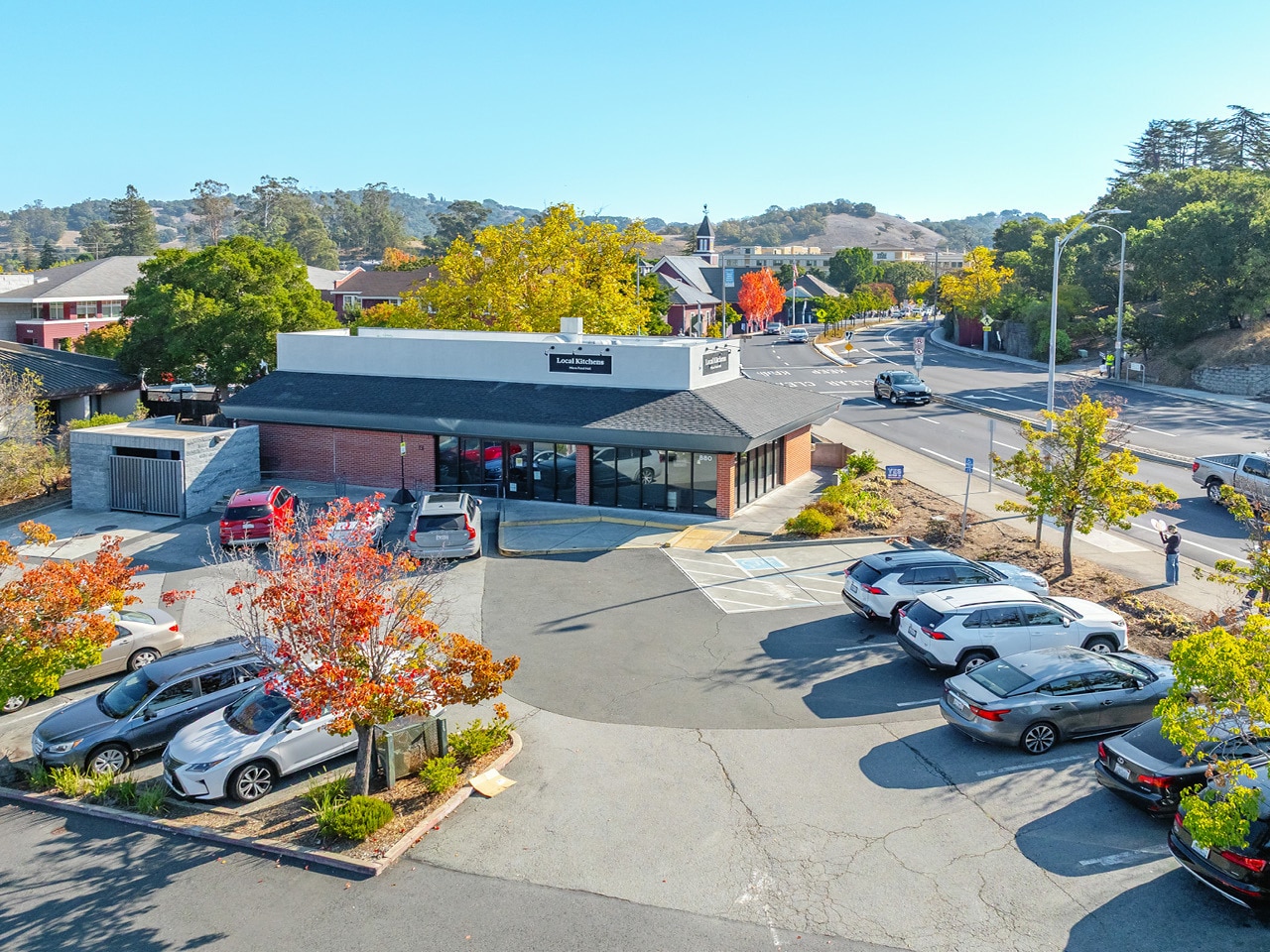 880 De Long Ave, Novato, CA for lease Interior Photo- Image 1 of 5