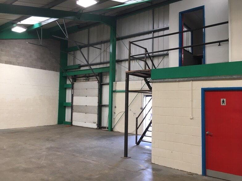 New St, Bridgend for lease - Building Photo - Image 3 of 4