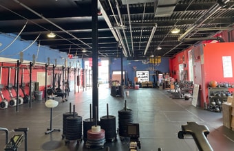 140 Eileen Way, Syosset, NY à louer Photo intérieure- Image 1 de 3