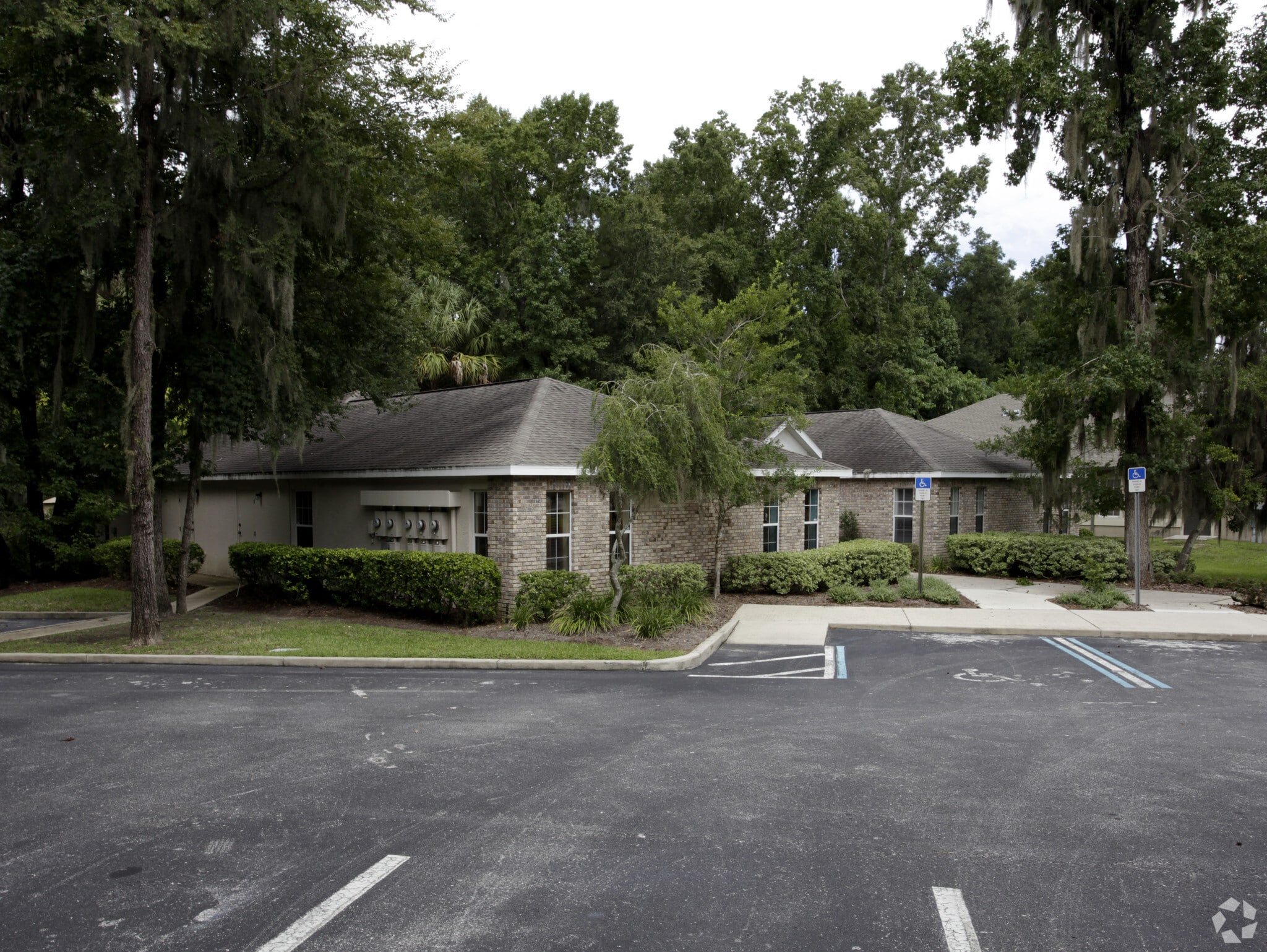 1315 SE 25th Loop, Ocala, FL for lease Primary Photo- Image 1 of 5