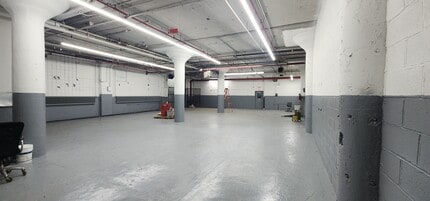 4310 21st St, Long Island City, NY for lease Interior Photo- Image 2 of 5