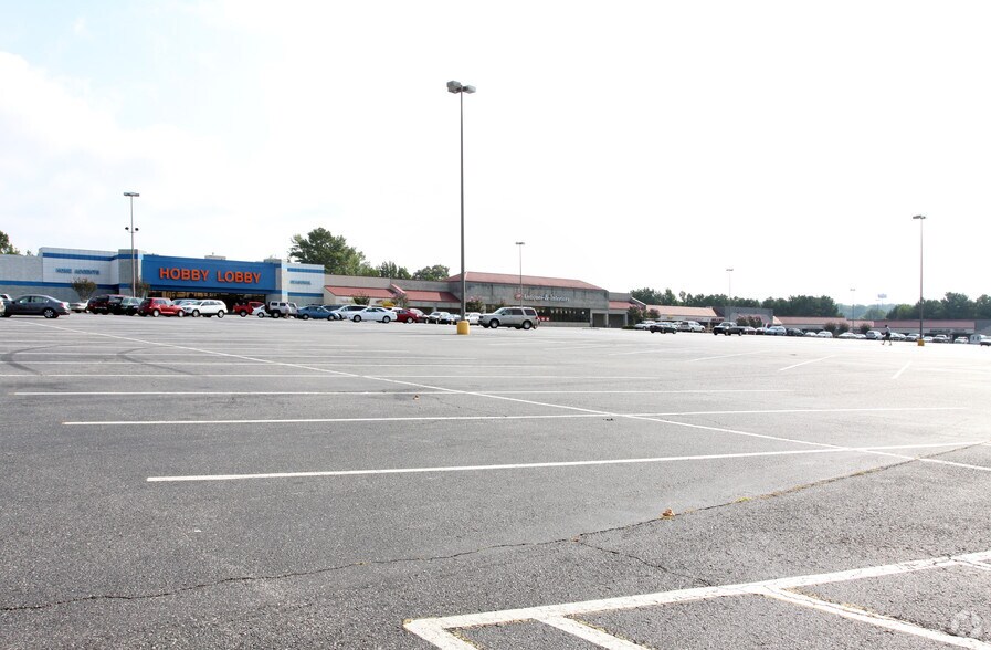 4125 Buford Dr, Buford, GA for lease - Primary Photo - Image 1 of 18