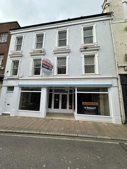 94-95 High St, Barnstaple à louer - Photo du bâtiment - Image 2 de 3