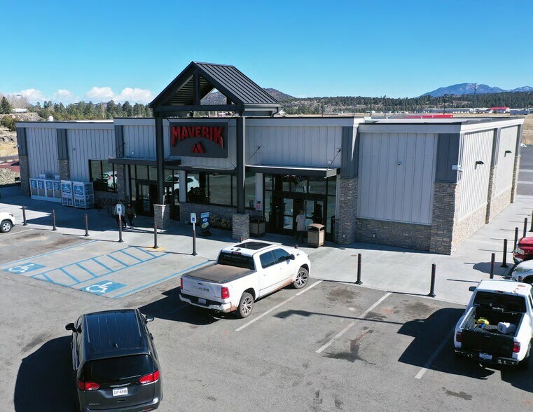 1022 N Grand Canyon Blvd, Williams, AZ à vendre - Photo du bâtiment - Image 2 de 5