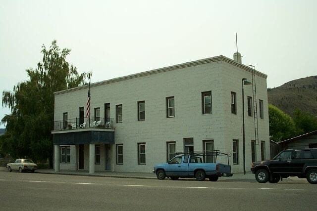 1014 Main St, Oroville, WA for sale - Primary Photo - Image 1 of 1