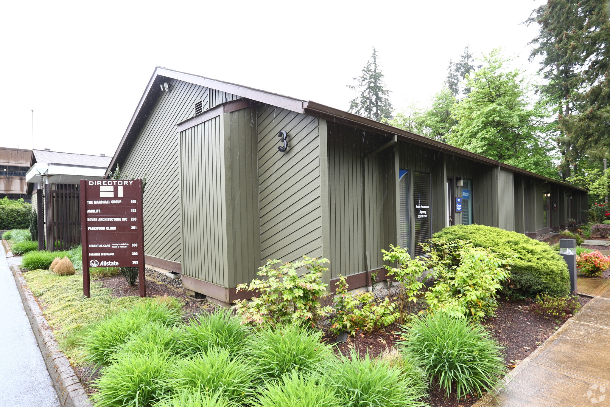 17020 SW Upper Boones Ferry Rd, Tigard, OR à louer Photo du bâtiment- Image 1 de 14