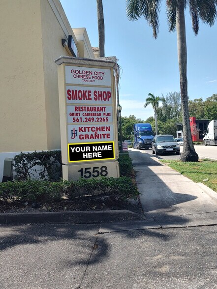 1558 Palm Beach Lakes Blvd, West Palm Beach, FL à louer - Photo du bâtiment - Image 2 de 8