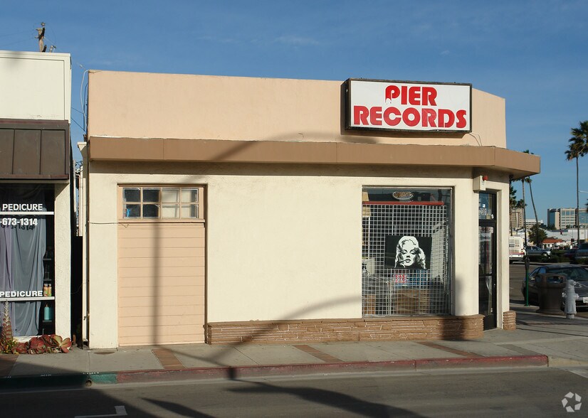 2301-2307 W Balboa Blvd, Newport Beach, CA à louer - Photo du bâtiment - Image 3 de 18