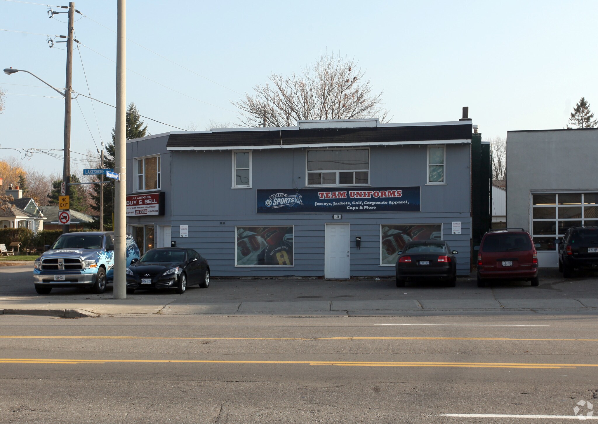 504 Lakeshore Rd E, Mississauga, ON for sale Primary Photo- Image 1 of 1