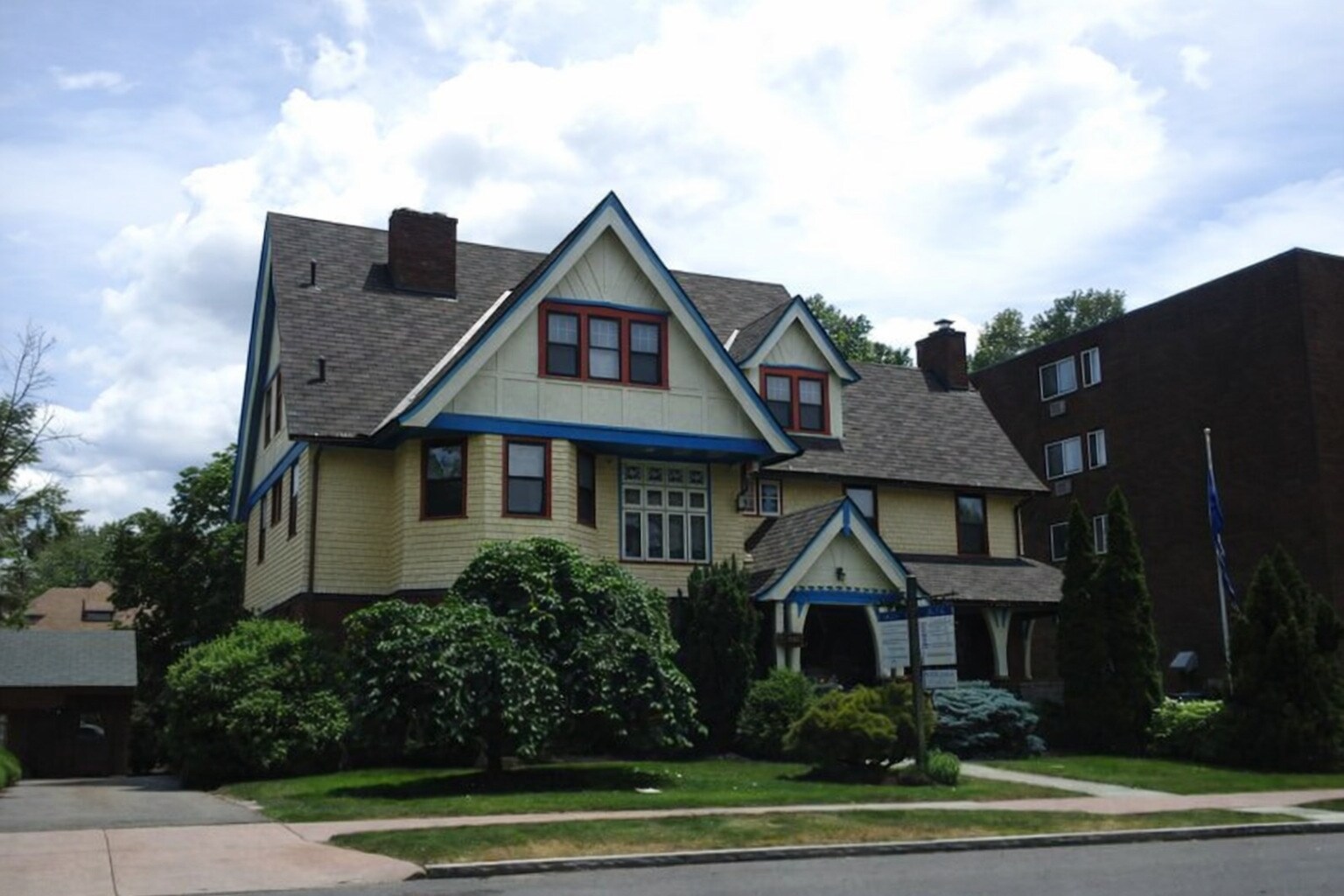 638 Prospect Ave, Hartford, CT à vendre Photo du bâtiment- Image 1 de 5