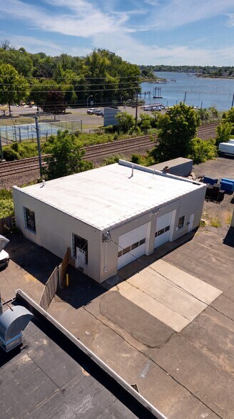 Fairview Avenue-15,24,28,30-32 & 36 portefeuille de 4 propriétés à vendre sur LoopNet.ca - Photo principale - Image 3 de 5