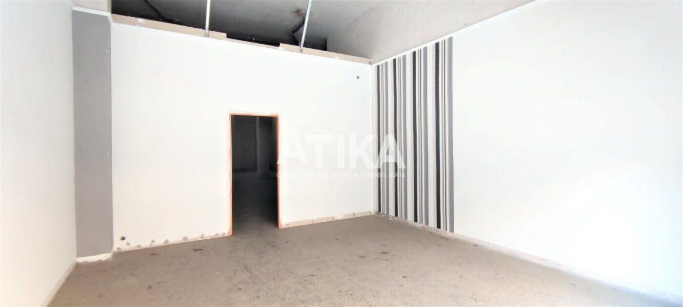 Jose Iranzo, Ontinyent, Valencia for lease Interior Photo- Image 1 of 8