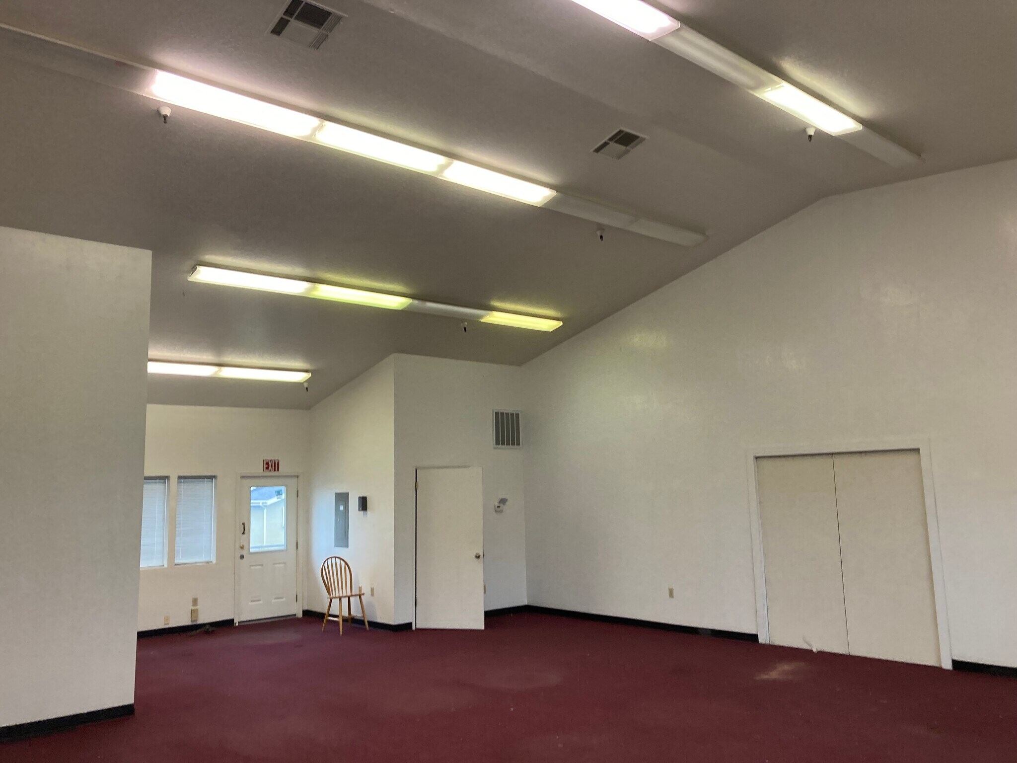 171-185 Boatyard Dr, Fort Bragg, CA for lease Interior Photo- Image 1 of 3