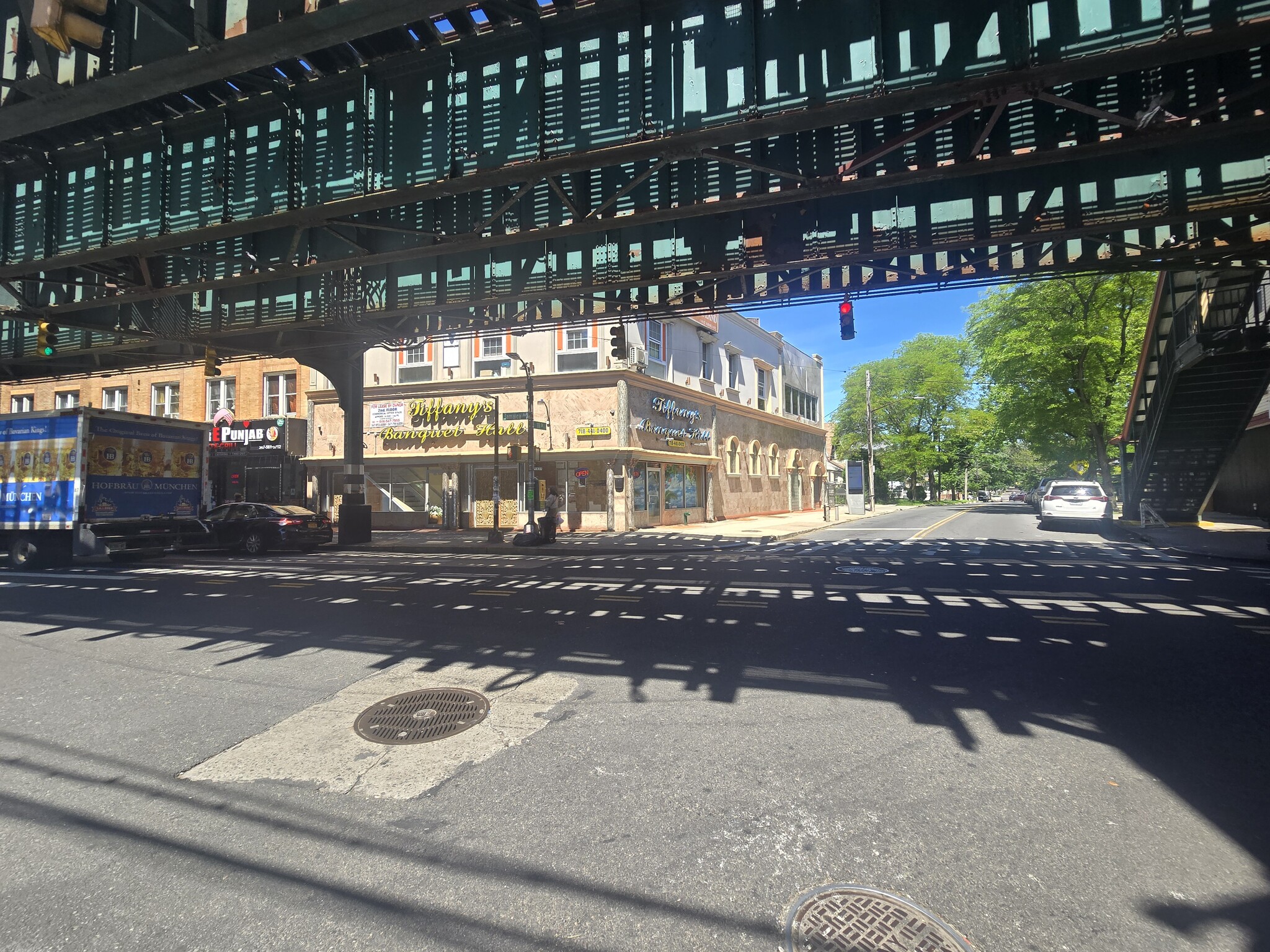 110-27 Jamaica Ave, Jamaica, NY for lease Building Photo- Image 1 of 47