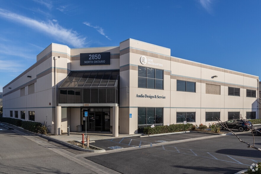 2850 Ontario St, Burbank, CA for lease - Primary Photo - Image 1 of 27